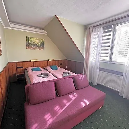 Landštejnský Dvůr Hotel *