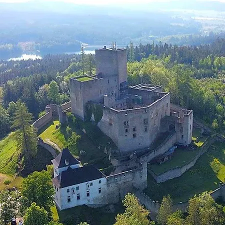 Hotel Landštejnský Dvůr *