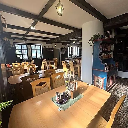 Landštejnský Dvůr Hotel *